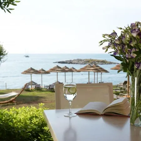 Rustic Dvori With Outdoor Pool In Porec 别墅