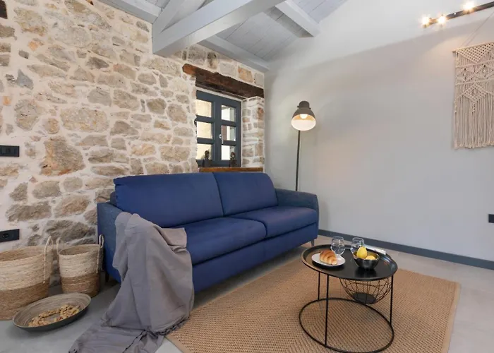 Rustic Dvori With Outdoor Pool In Porec Vrznaveri