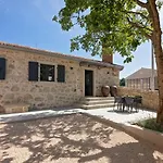 Rustic Dvori With Outdoor Pool In Porec Villa Vrznaveri