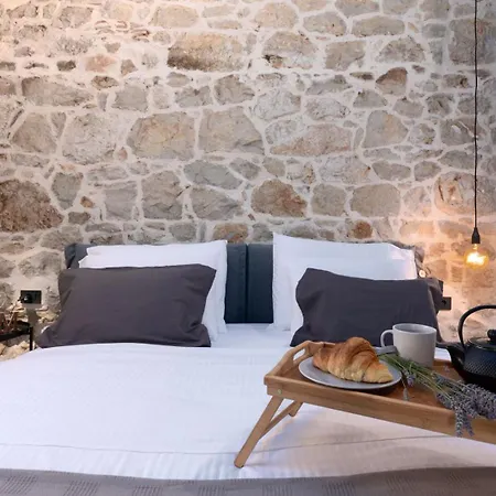 Rustic Dvori With Outdoor Pool In Porec * Vrznaveri